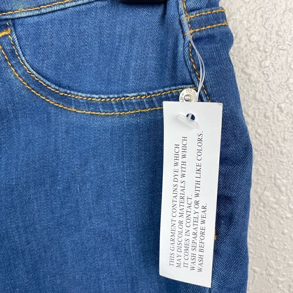 NWT Free People Vintage Distressed Denim Skinny Jeans Size 25 Regular - Picture 3 of 8